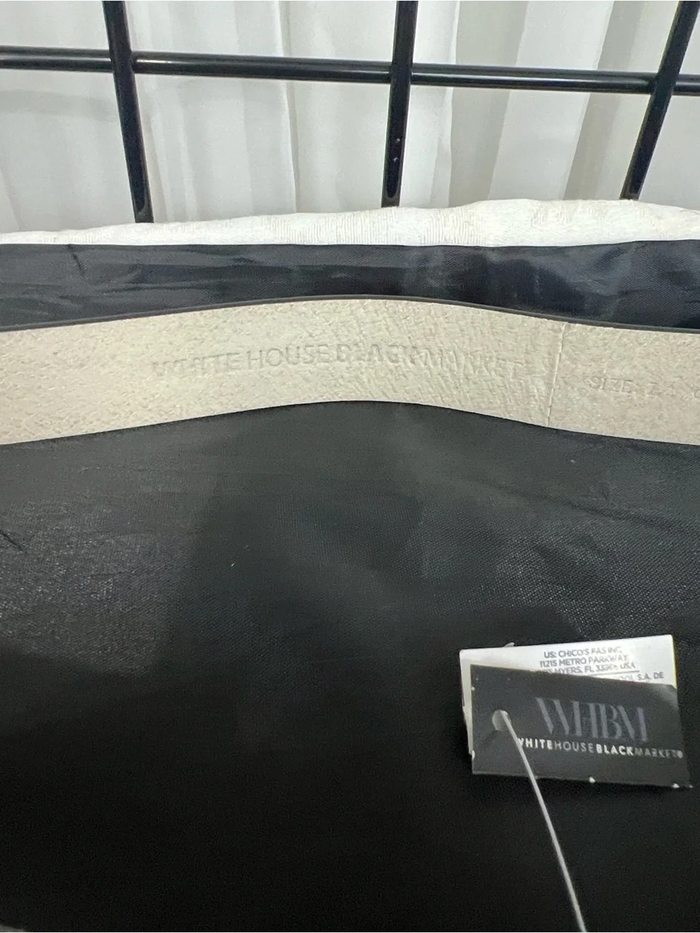 NWT WHITE HOUSE BLACK MARKET Neutral Snake Print Belt with Oval Gold Buckle
